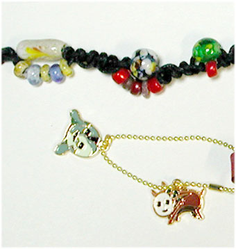 ケータイストラップを作るイベント（2-3時間ぐらい）要材料費