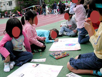 みんなで大きい絵を描くイベント