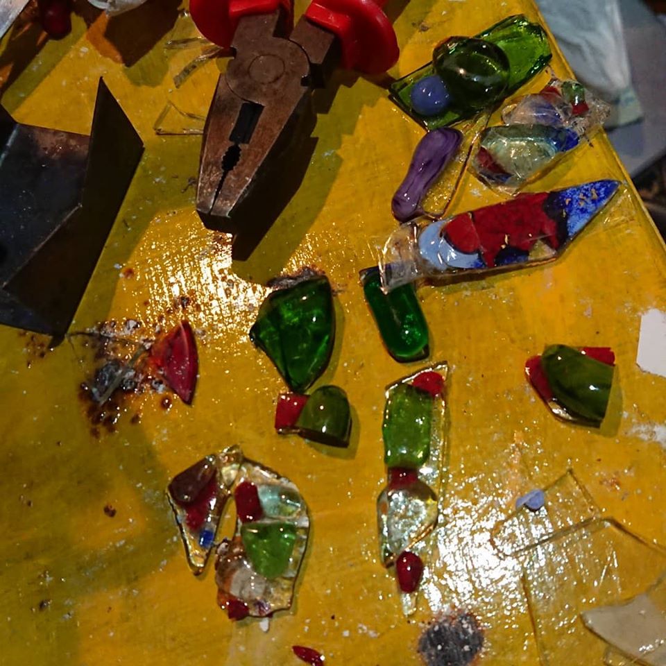 七宝焼きのブローチを作るワークショップ　3-4時間（要材料費）